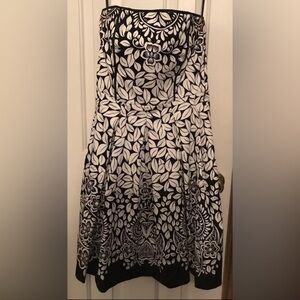 New with Tag White House Black Market Strapless Dress, Floral Leaves